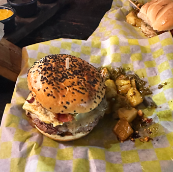 Burger_Metambe_Holbox