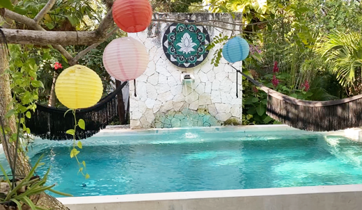 Huaya_Camp_Pool