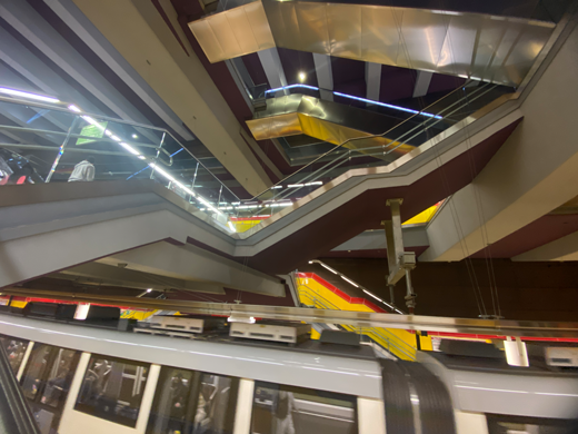 Metro_Quito
