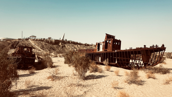 Moynak_Schifffriedhof_7