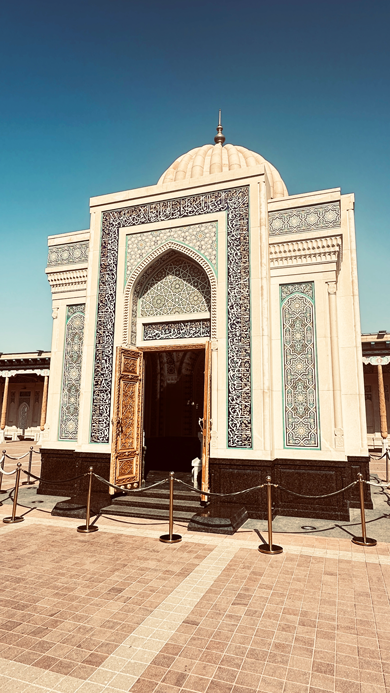 Samarkand_Mausoleum_Karimov_6