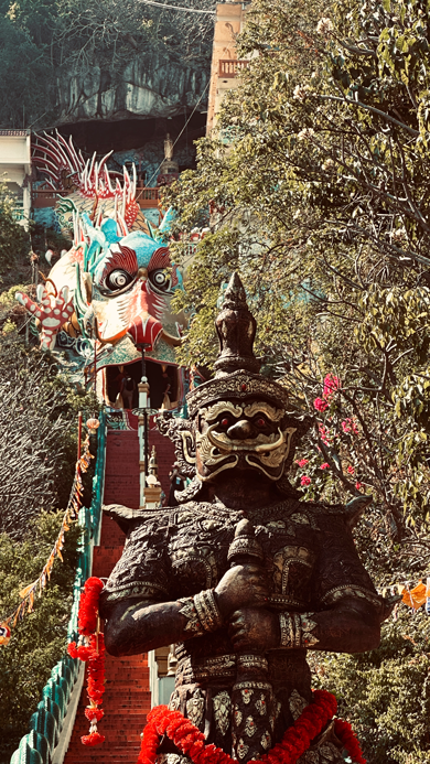 Wat-Ban-Tham_13
