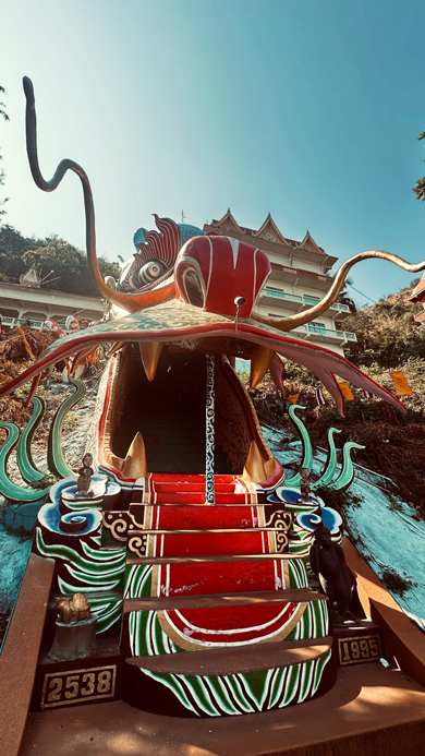Wat-Ban-Tham_14