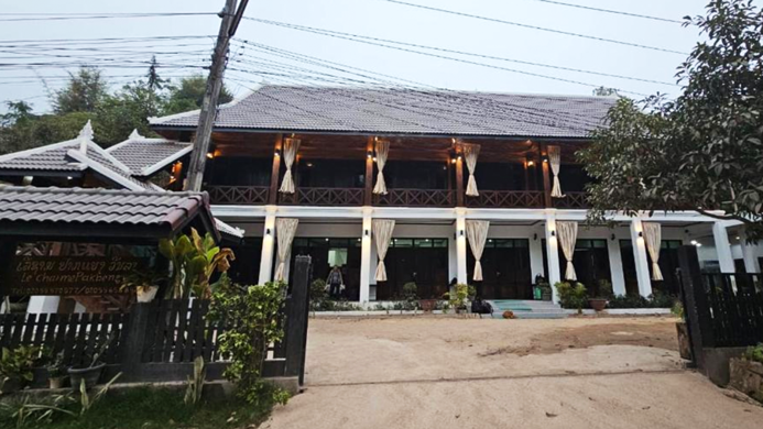 Pakbeng_leCharme